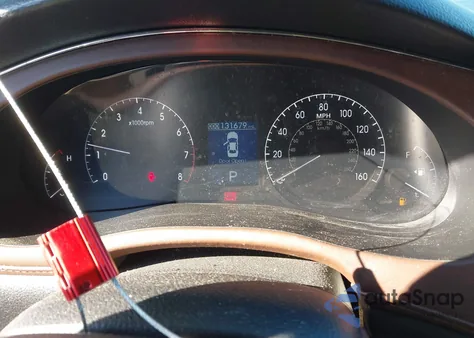 2011 Hyundai Genesis 3.8 z USA, uszkodzony, nr VIN KMHGC4DE5BU139194